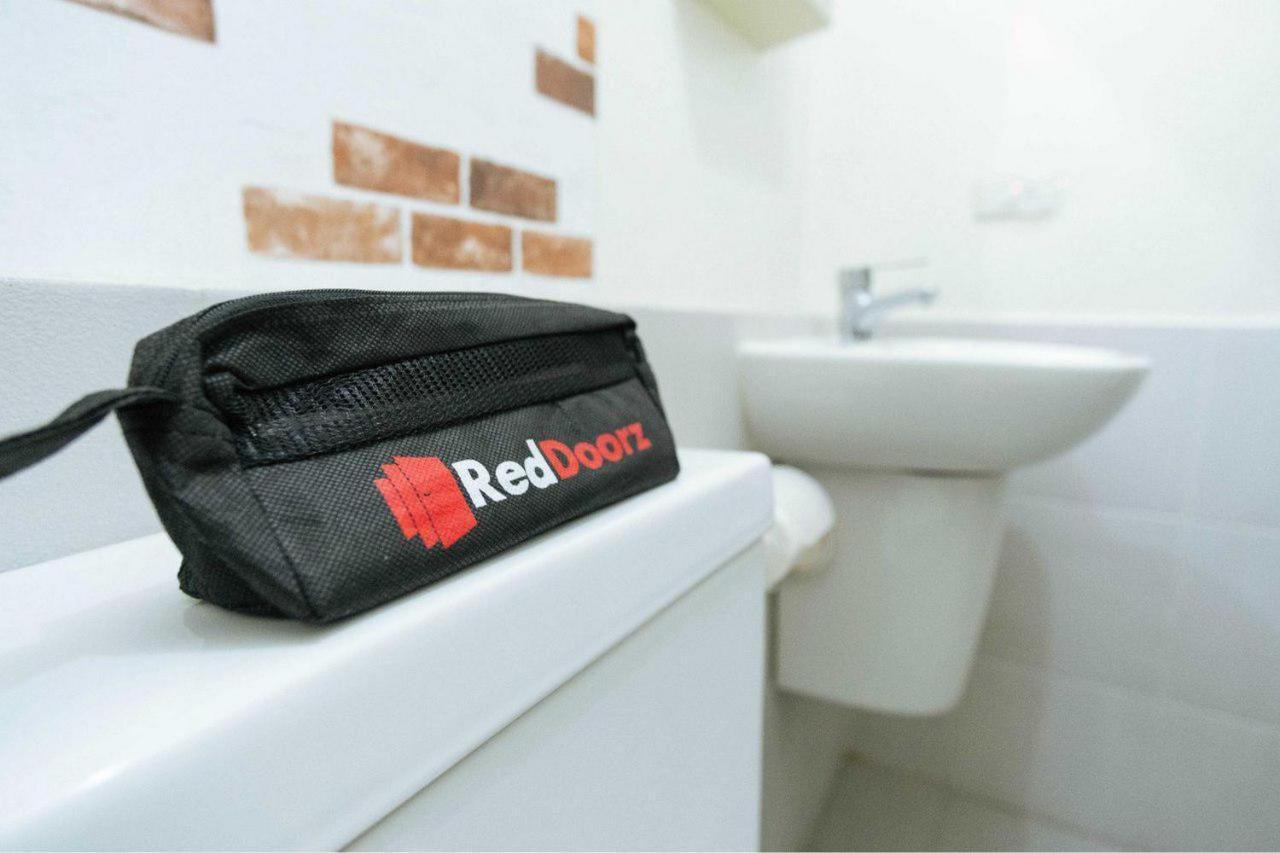 Reddoorz @ Simpang Pos Medan Hotel Ngoại thất bức ảnh